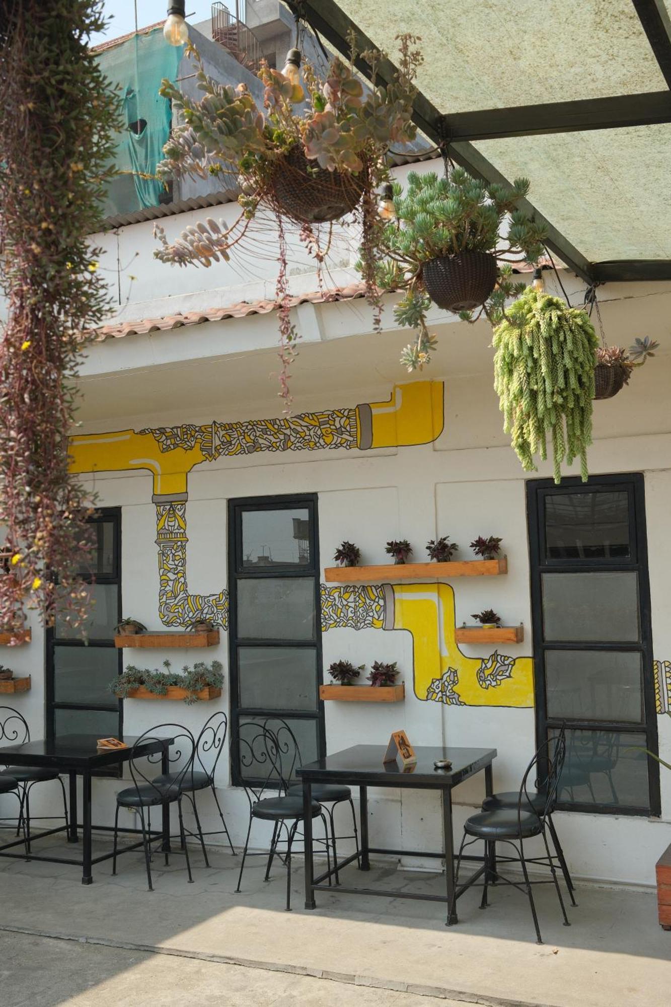 Yakety Yak Hostel Kathmandu Bagian luar foto
