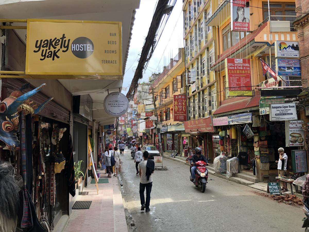 Yakety Yak Hostel Kathmandu Bagian luar foto