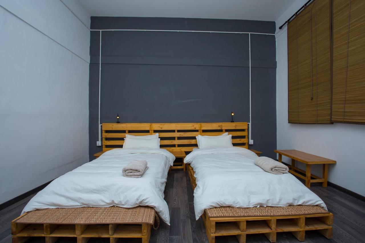 Yakety Yak Hostel Kathmandu Bagian luar foto