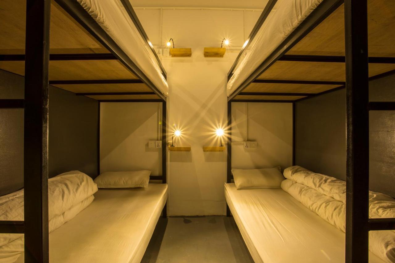 Yakety Yak Hostel Kathmandu Bagian luar foto