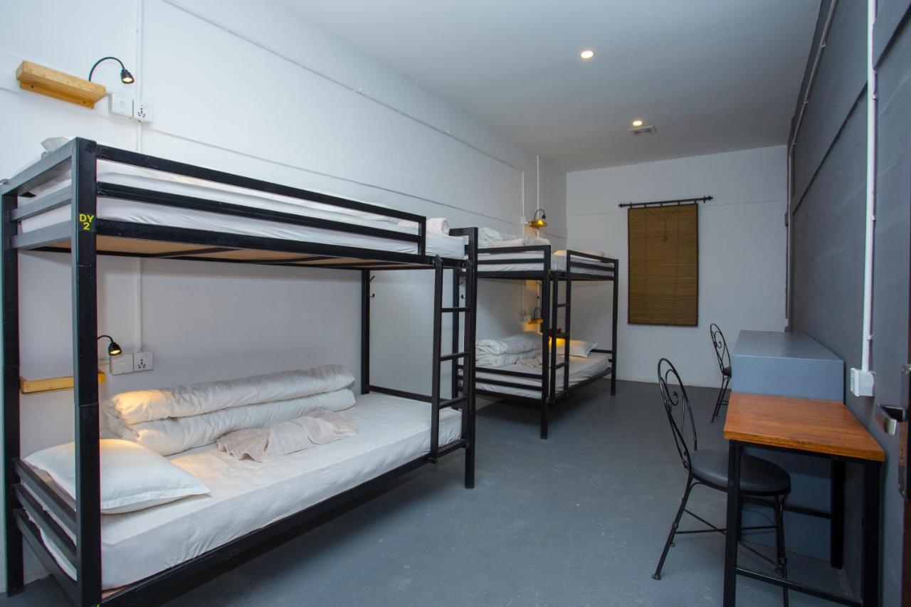 Yakety Yak Hostel Kathmandu Bagian luar foto