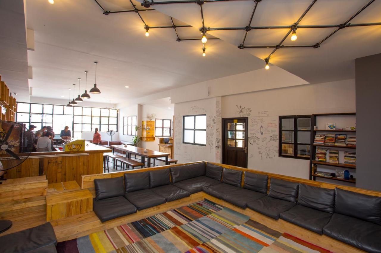 Yakety Yak Hostel Kathmandu Bagian luar foto