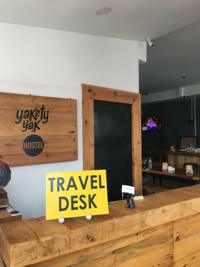 Yakety Yak Hostel Kathmandu Bagian luar foto