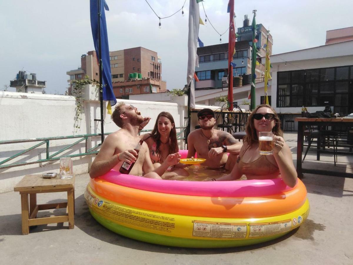 Yakety Yak Hostel Kathmandu Bagian luar foto