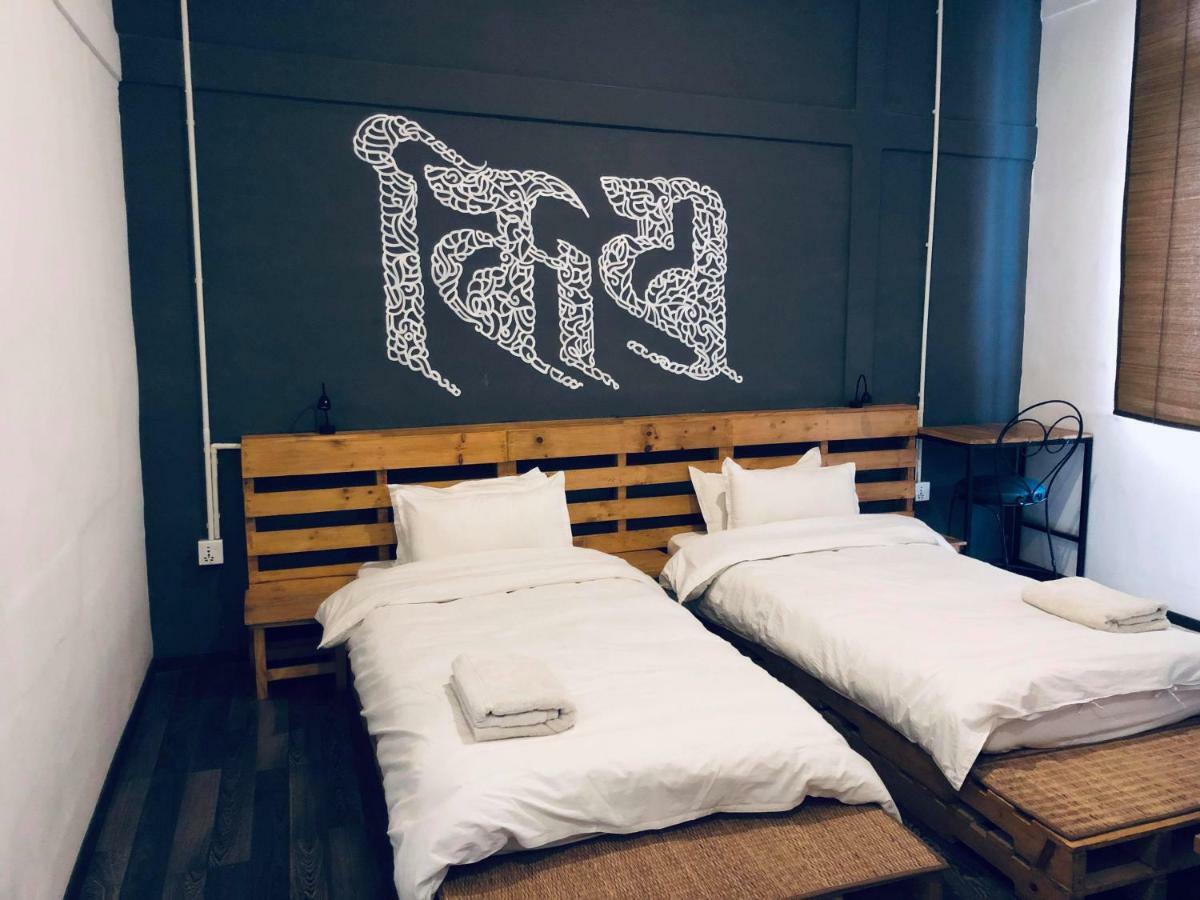 Yakety Yak Hostel Kathmandu Bagian luar foto