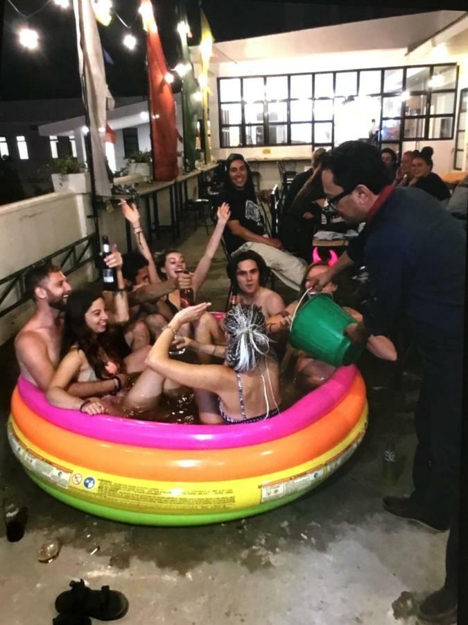 Yakety Yak Hostel Kathmandu Bagian luar foto